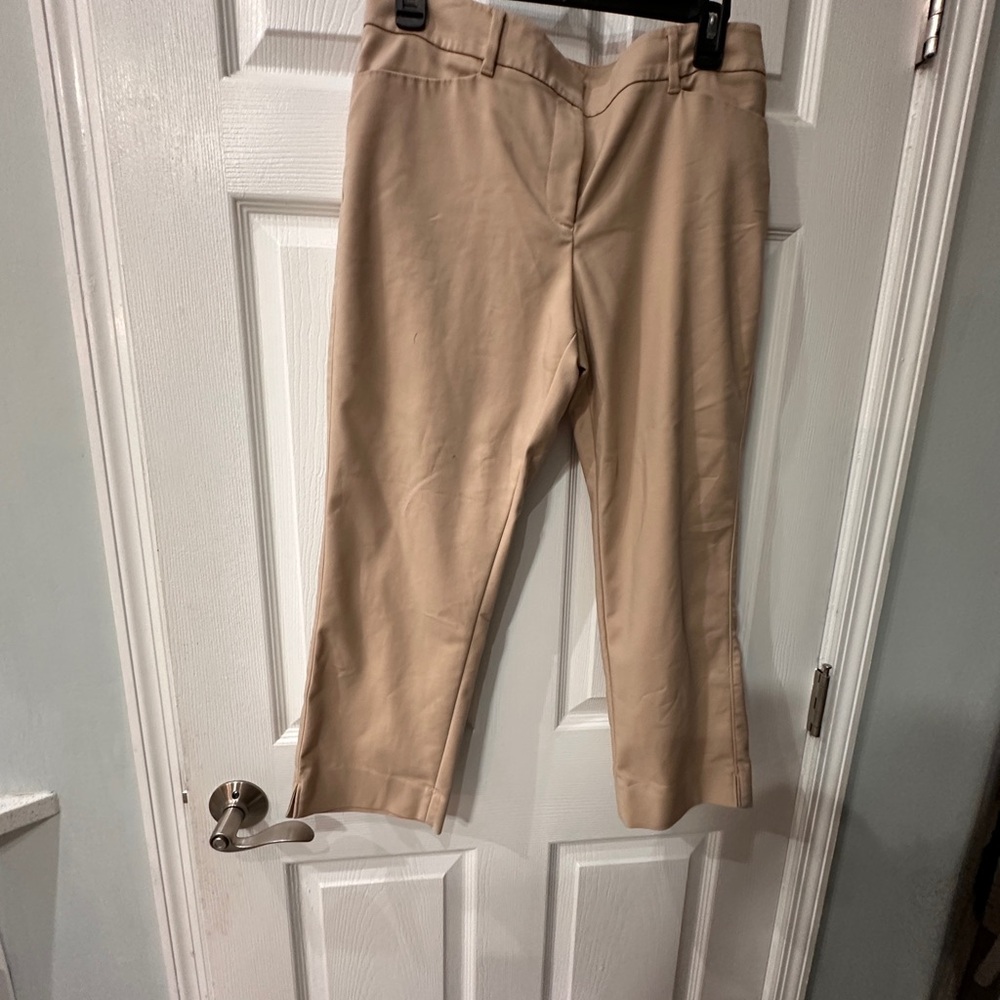 White House Black Market Tan Ankle-Length Cropped Pants